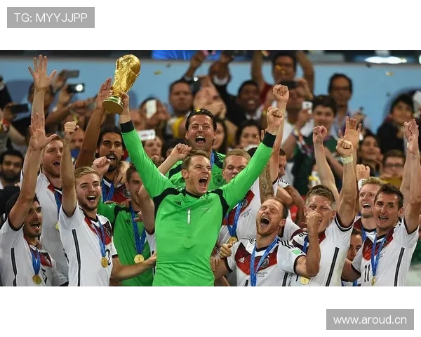 诺伊尔：从门线型到全能门将的数据进化解析