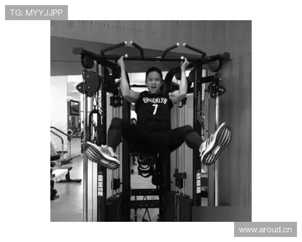 汪周雨的人生像电视剧吧，训练结束马上变身土豪朋友圈健身狂魔？