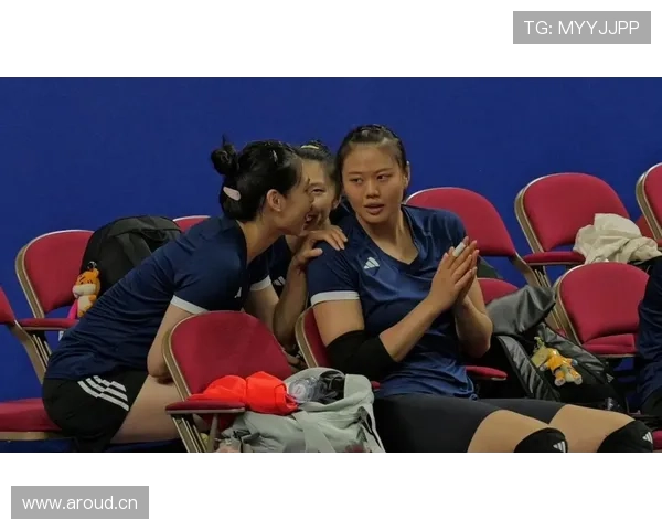 龚翔宇训练完直接拎爱马仕去吃火锅？