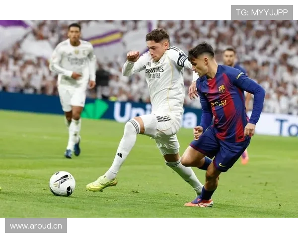 皇马后防伤病名单持续扩大，对防线稳定性及轮换安排带来考验